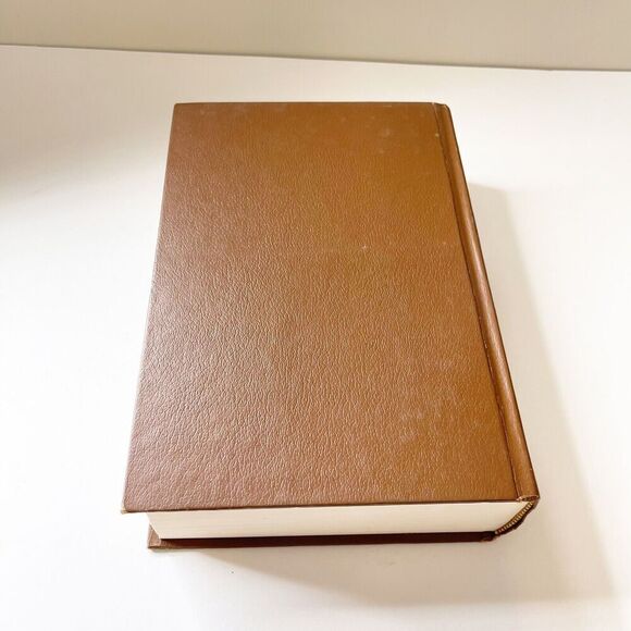 The New International Bible Commentary by F.F. Bruce 1986 Zondervan Guideposts - Picture 5 of 16